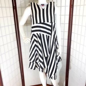Vince Camuto High Low Asymmetrical Striped…